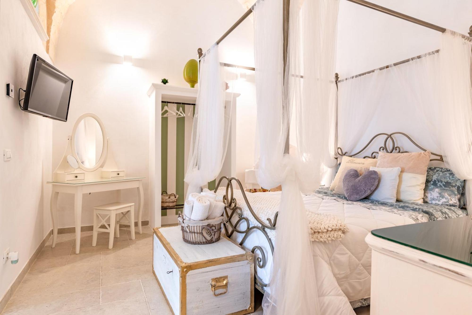 מרטינה פרנקה Un Giorno Bellissimo Suite & Spa מראה חיצוני תמונה