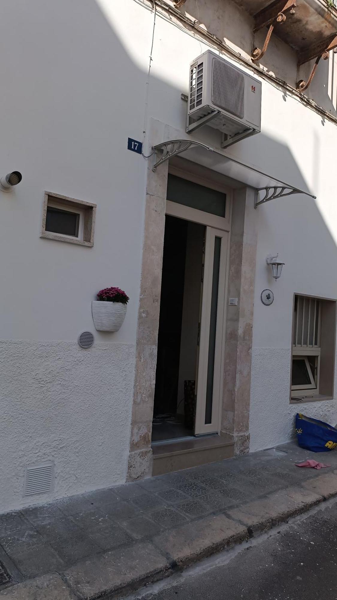 מרטינה פרנקה Un Giorno Bellissimo Suite & Spa מראה חיצוני תמונה