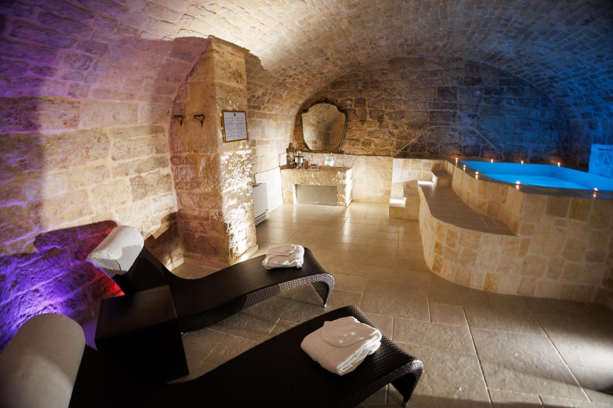 מרטינה פרנקה Un Giorno Bellissimo Suite & Spa מראה חיצוני תמונה