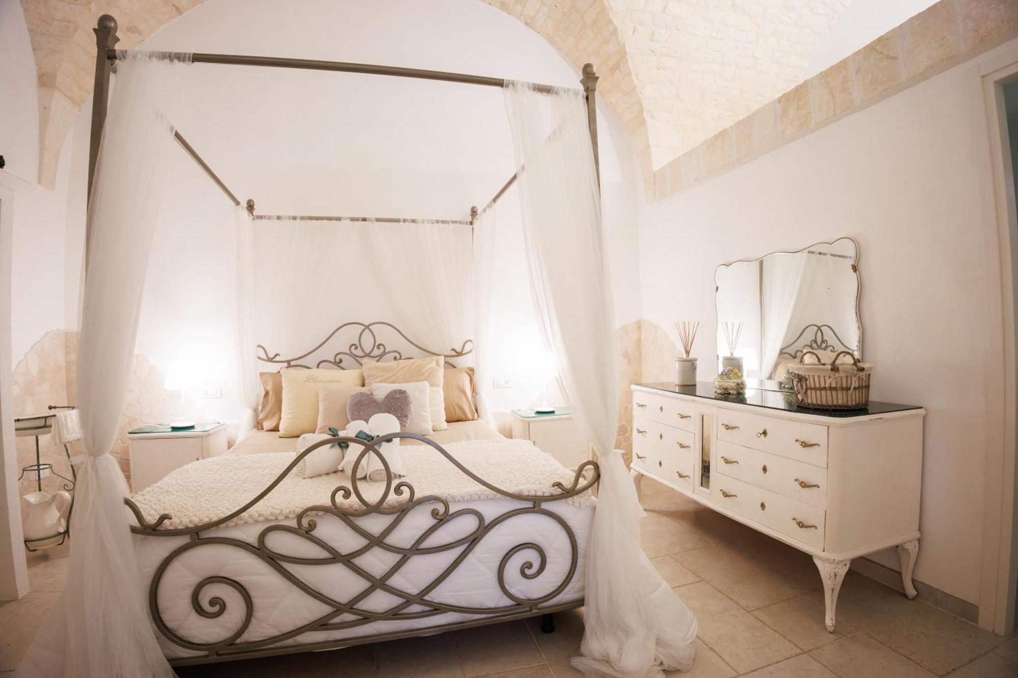 מרטינה פרנקה Un Giorno Bellissimo Suite & Spa מראה חיצוני תמונה