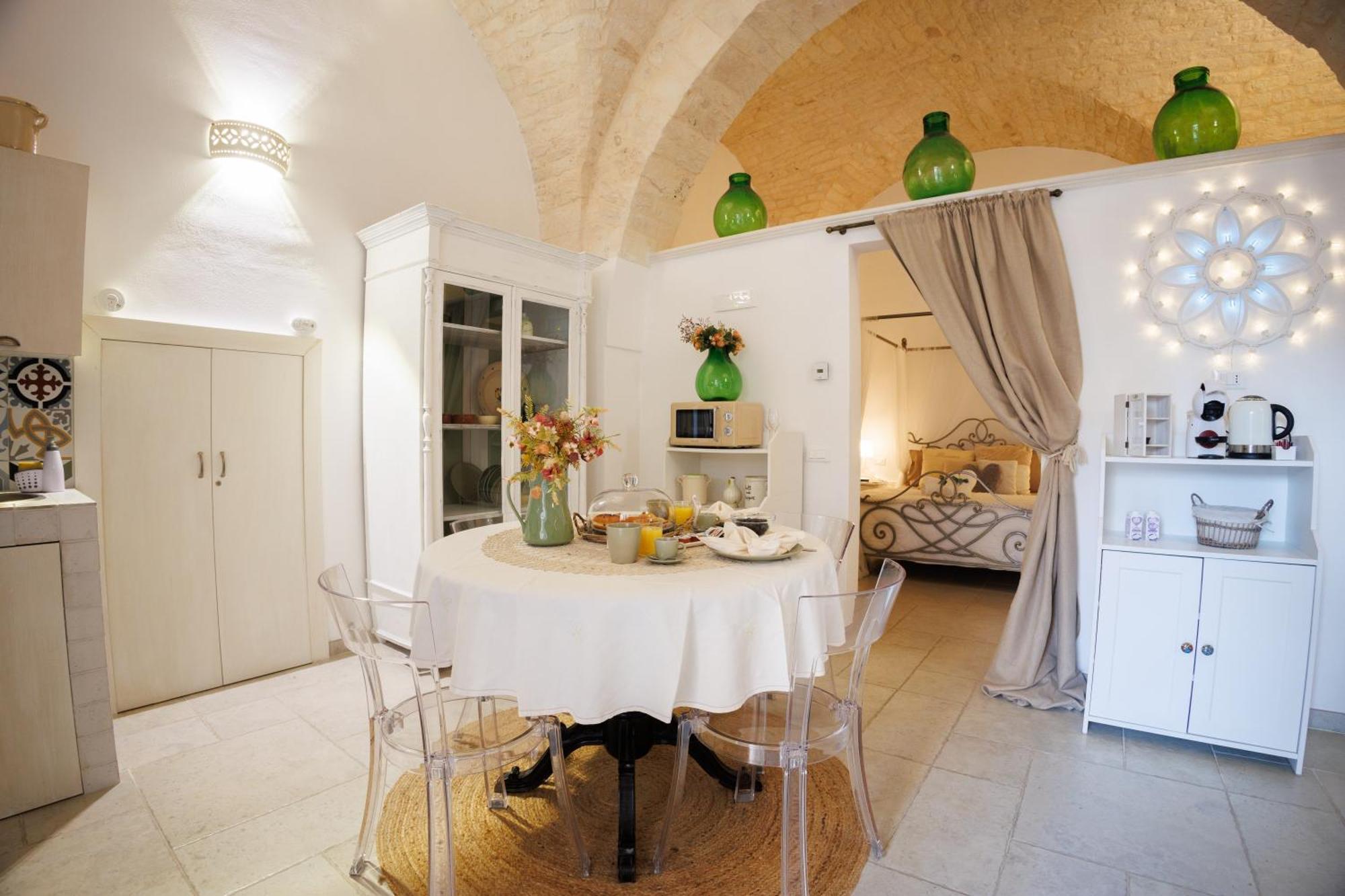 מרטינה פרנקה Un Giorno Bellissimo Suite & Spa מראה חיצוני תמונה